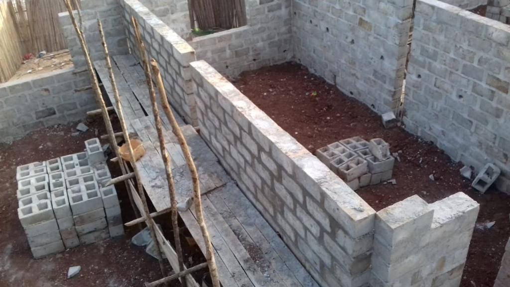 Bambini del Madagascar Tonga Soa - Nuova scuola media